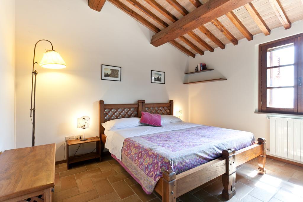 Maison d'hôtes Casale Pundarika à Riparbella Extérieur photo
