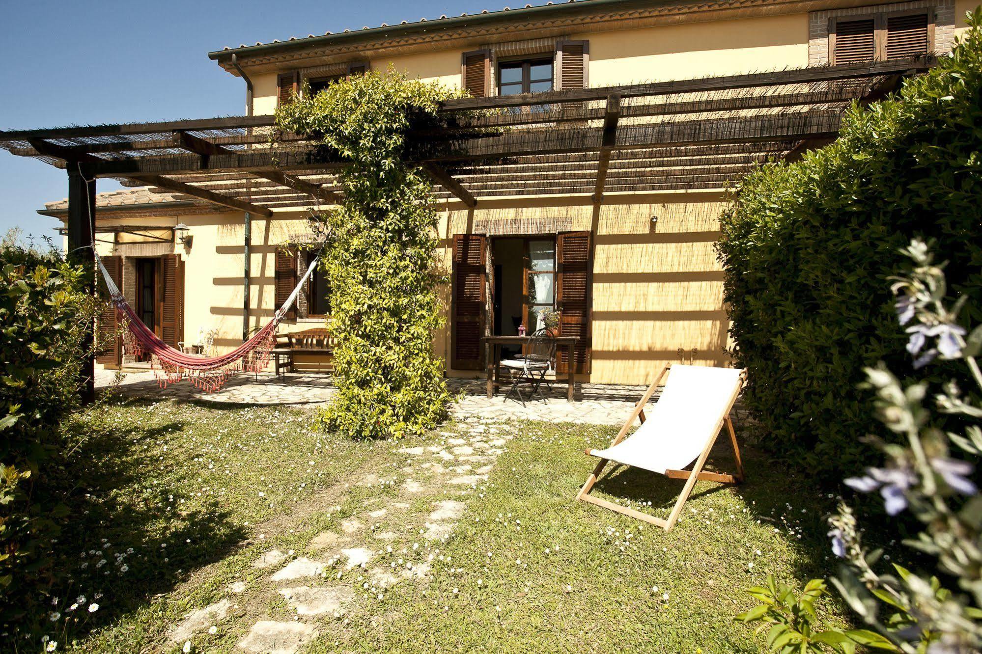 Maison d'hôtes Casale Pundarika à Riparbella Extérieur photo